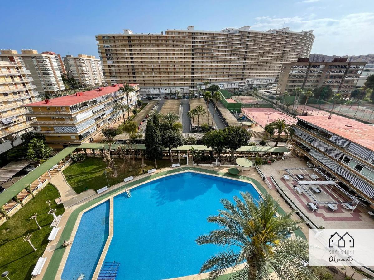 Muy Luminoso, Con Piscina Y A 5 Min De La Playa. Appartement Alicante